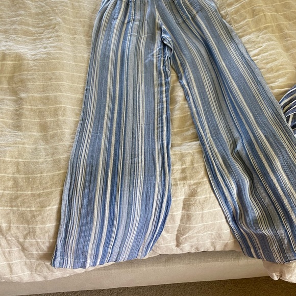 Billabong pants - 2 pairs of small lightly worn pants great for summer - - Picture 5 of 10